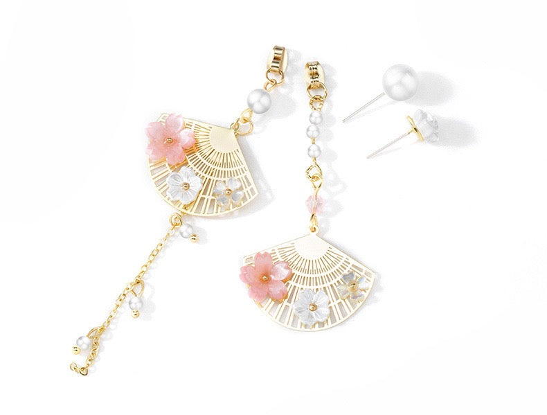 Flower-on-Fan Earrings